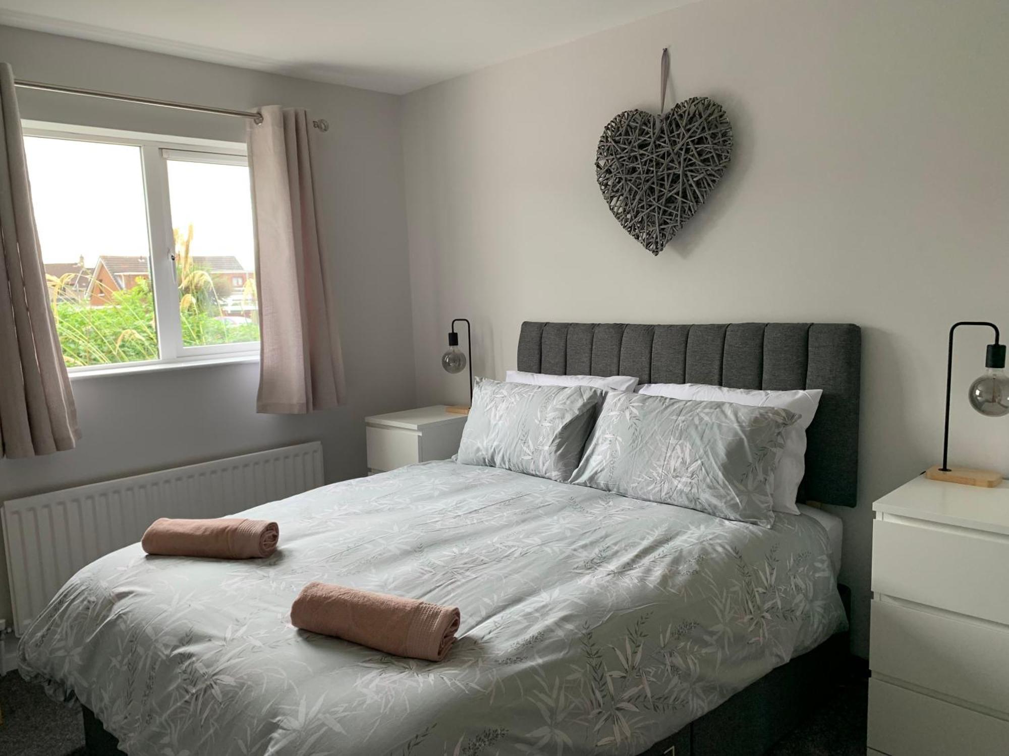 Beautiful Apartment In Newtownabbey Jordanstown Eksteriør bilde